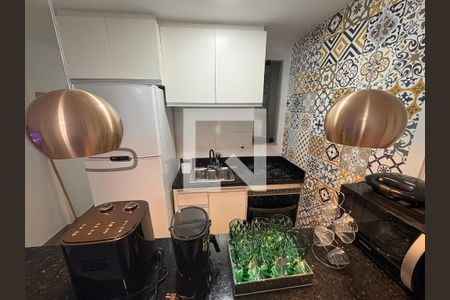 Cozinha de apartamento para alugar com 1 quarto, 45m² em Recreio dos Bandeirantes, Rio de Janeiro
