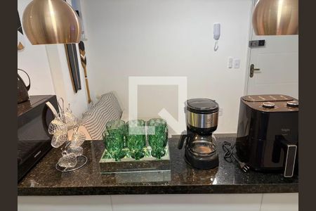 Cozinha de apartamento para alugar com 1 quarto, 45m² em Recreio dos Bandeirantes, Rio de Janeiro