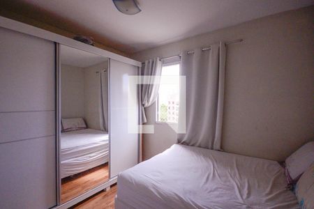 Quarto 2 de apartamento para alugar com 2 quartos, 48m² em Parque Bristol, São Paulo