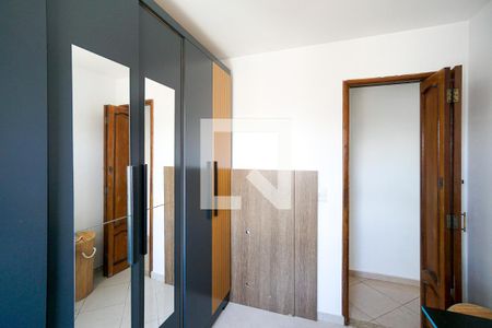 Quarto 01 de apartamento para alugar com 3 quartos, 64m² em Vila Esperança, São Paulo