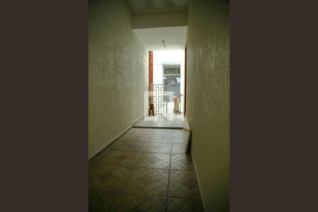 Quintal lateral  de casa à venda com 3 quartos, 176m² em Jardim das Palmeiras, São Bernardo do Campo