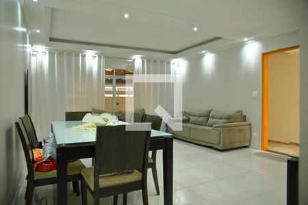 Sala de casa à venda com 3 quartos, 176m² em Jardim das Palmeiras, São Bernardo do Campo