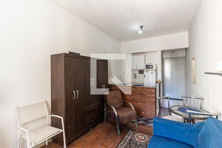Sala de kitnet/studio para alugar com 1 quarto, 32m² em Centro Histórico de São Paulo, São Paulo