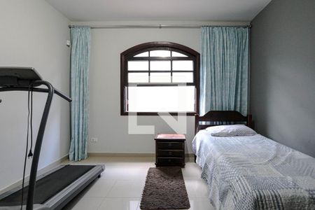 Quarto 1 de casa para alugar com 3 quartos, 330m² em Vila Mogilar, Mogi das Cruzes