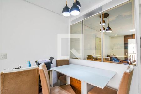 Sala de apartamento à venda com 3 quartos, 66m² em Vila Metalúrgica, Santo André