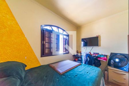 Casa à venda com 3 quartos, 125m² em Vila Scarpelli, Santo André