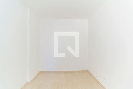 Quarto 1 de apartamento para alugar com 2 quartos, 70m² em Praça Seca, Rio de Janeiro