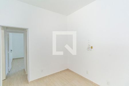 Sala de apartamento para alugar com 2 quartos, 70m² em Praça Seca, Rio de Janeiro