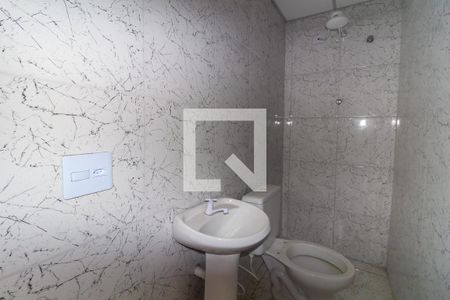 Banheiro de apartamento para alugar com 1 quarto, 55m² em Jardim Vera Cruz(zona Leste), São Paulo
