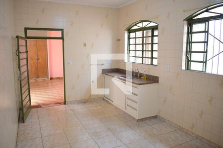 Cozinha de casa para alugar com 3 quartos, 120m² em Campos Elísios, Ribeirão Preto