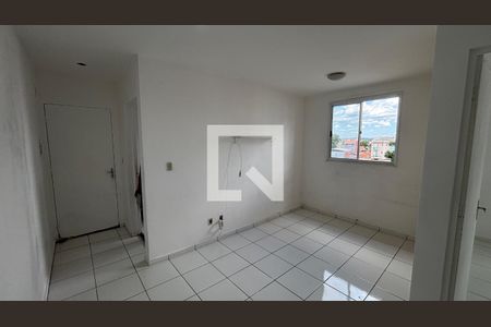 Sala de apartamento para alugar com 2 quartos, 50m² em Vila Bela Vista, Santo André