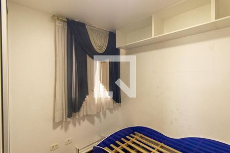 Quarto 2 de apartamento para alugar com 3 quartos, 77m² em Novo Mundo, Curitiba