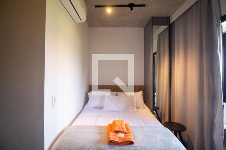 Sala / Quarto - Studio de kitnet/studio para alugar com 1 quarto, 30m² em Cidade Monções, São Paulo