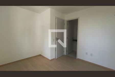 Suíte  de apartamento à venda com 3 quartos, 60m² em Barra Olímpica, Rio de Janeiro