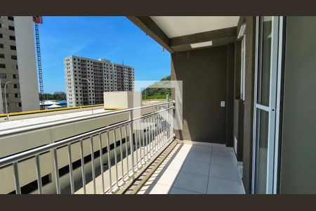 Varanda de apartamento à venda com 3 quartos, 60m² em Barra Olímpica, Rio de Janeiro