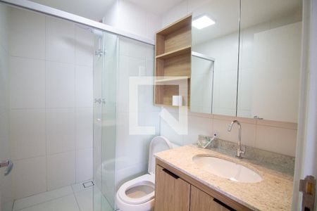 Banheiro de kitnet/studio à venda com 1 quarto, 28m² em Cidade Monções, São Paulo