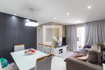 Sala de apartamento à venda com 3 quartos, 70m² em Usina Piratininga, São Paulo