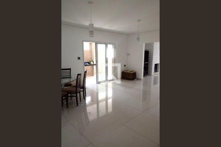 Casa à venda com 4 quartos, 260m² em Jardim da Saúde, São Paulo