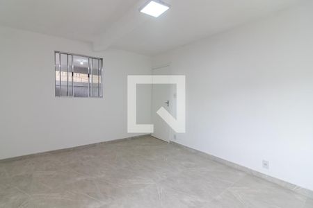 Sala e Quarto de casa para alugar com 2 quartos, 75m² em Parada Inglesa, São Paulo