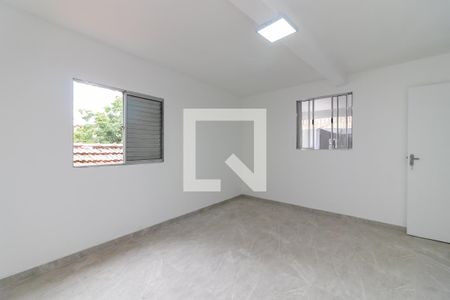 Sala e Quarto de casa para alugar com 2 quartos, 75m² em Parada Inglesa, São Paulo