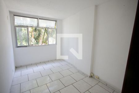 Quarto 2 de apartamento para alugar com 2 quartos, 56m² em Taquara, Rio de Janeiro