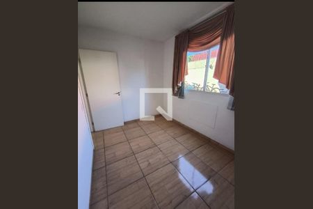 Quarto 2 de apartamento para alugar com 2 quartos, 43m² em Santos Dumont, São Leopoldo