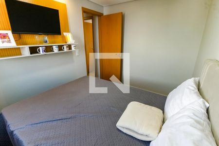 Quarto 1 de apartamento à venda com 2 quartos, 44m² em Vila Suzana, São Paulo