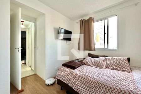 Quarto 1 de apartamento para alugar com 2 quartos, 35m² em Jardim Itacolomi, São Paulo