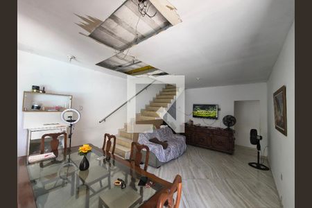 Casa à venda com 3 quartos, 150m² em Jacarepaguá1, Rio de Janeiro