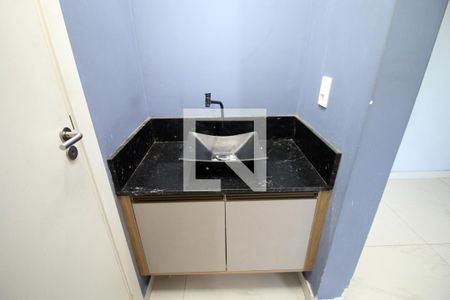 Banheiro de kitnet/studio à venda com 1 quarto, 35m² em Vista Alegre, Rio de Janeiro