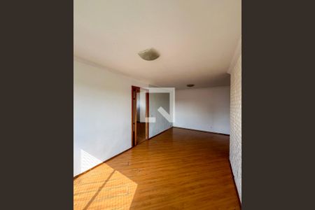 Sala de apartamento à venda com 2 quartos, 63m² em Jardim Santa Emilia, São Paulo
