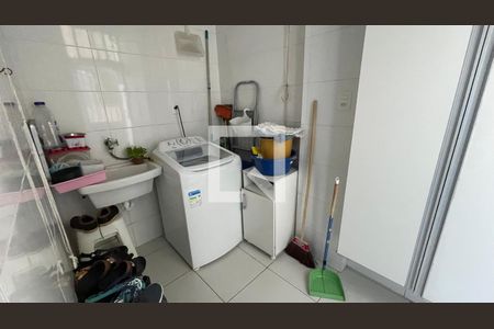 Apartamento à venda com 76m², 3 quartos e 1 vagaÁrea de Serviço