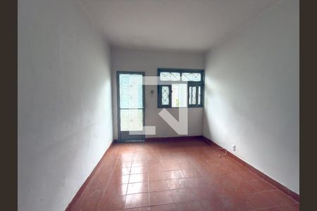 Sala de casa para alugar com 2 quartos, 60m² em Colégio, Rio de Janeiro