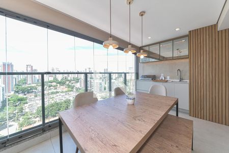 Sala - Varanda de apartamento para alugar com 2 quartos, 73m² em Brooklin, São Paulo