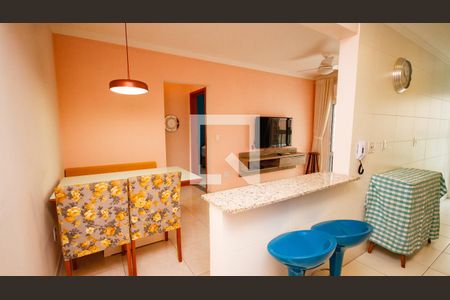 Sala de apartamento para alugar com 1 quarto, 59m² em Guilhermina, Praia Grande