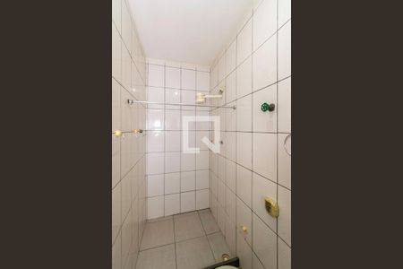 Banheiro de casa para alugar com 1 quarto, 35m² em Brás de Pina, Rio de Janeiro