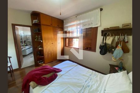 Casa à venda com 4 quartos, 360m² em Itapoã, Belo Horizonte