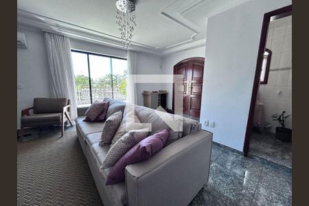 Casa à venda com 3 quartos, 215m² em Jardim do Lago, Jundiaí