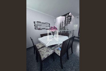 Casa à venda com 3 quartos, 215m² em Jardim do Lago, Jundiaí