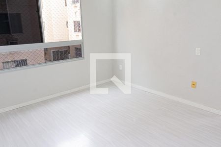 Sala de apartamento para alugar com 2 quartos, 44m² em Campo Grande, Rio de Janeiro