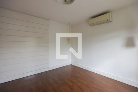 Suíte 1 de casa de condomínio à venda com 3 quartos, 500m² em Morumbi, São Paulo