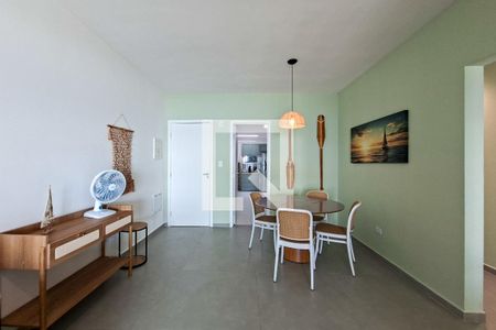 Sala de apartamento para alugar com 3 quartos, 111m² em Nova Mirim, Praia Grande
