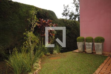 jardim de casa de condomínio à venda com 3 quartos, 152m² em Aconchego da Serra, Itabirito