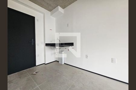 Sala/Cozinha de kitnet/studio para alugar com 1 quarto, 22m² em Jardim das Acacias, São Paulo