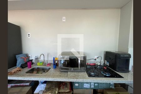 Sala/Cozinha de kitnet/studio à venda com 2 quartos, 38m² em Vila Sonia, São Paulo