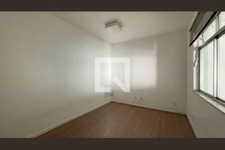 Quarto 1 de casa para alugar com 4 quartos, 148m² em Jardim Guanabara, Rio de Janeiro