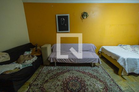 quarto 1 (6 quartos no 1º andar) de casa à venda com 10 quartos, 469m² em Serrano, Belo Horizonte