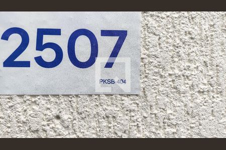 PKSB-404 de casa de condomínio à venda com 2 quartos, 64m² em Santana, São Paulo