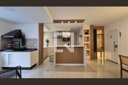 Sala de apartamento à venda com 2 quartos, 93m² em Campestre, Santo André