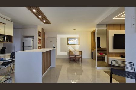 Sala de apartamento à venda com 2 quartos, 93m² em Campestre, Santo André